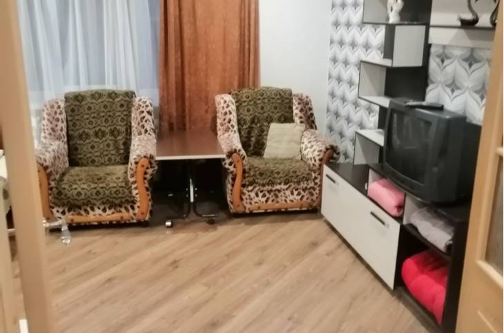 2-Комнатная квартира на сутки в  Барановичах,  50 лет ВЛКСМ ул., 14 а    изображение 2 - kvartirka.by