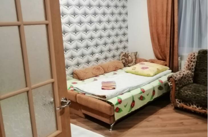 2-Комнатная квартира на сутки в  Барановичах,  50 лет ВЛКСМ ул., 14 а    изображение 1 - kvartirka.by