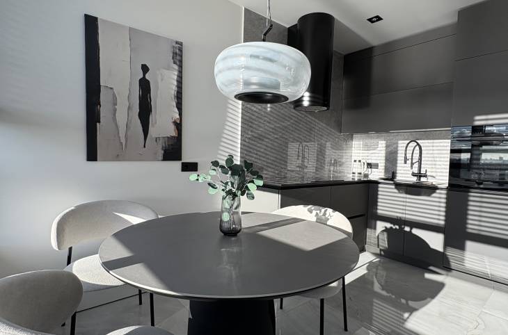 3-Комнатная квартира на сутки в  Минске,  Мстиславца Петра ул., 10    изображение 1 - kvartirka.by