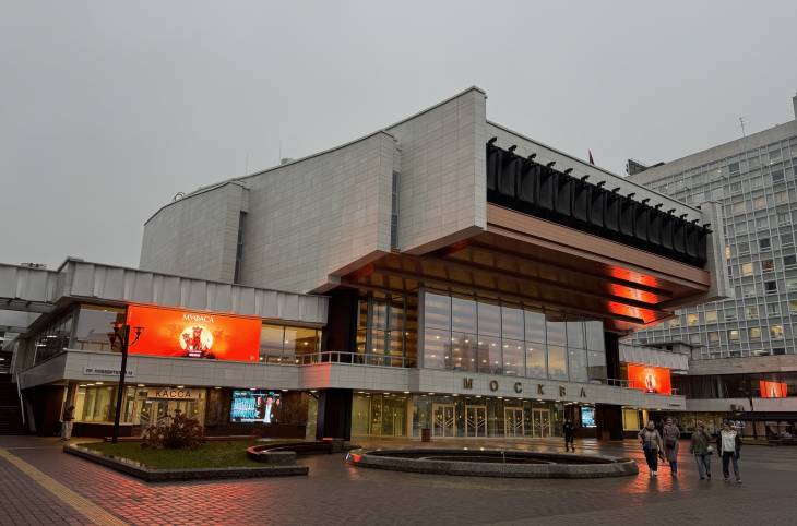 2-Комнатная квартира на сутки в  Минске,  Победителей пр-т., 3    изображение 19 - kvartirka.by