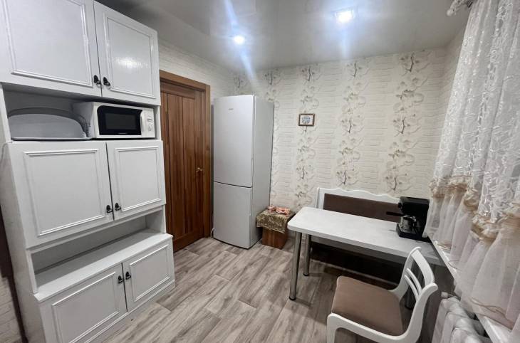 2-Комнатная квартира на сутки в  Барановичах,  Розы Люксембург ул., 10    изображение 4 - kvartirka.by