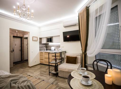 Роскошная квартира с живописным видом на пруд и Храм.  - kvartirka.by