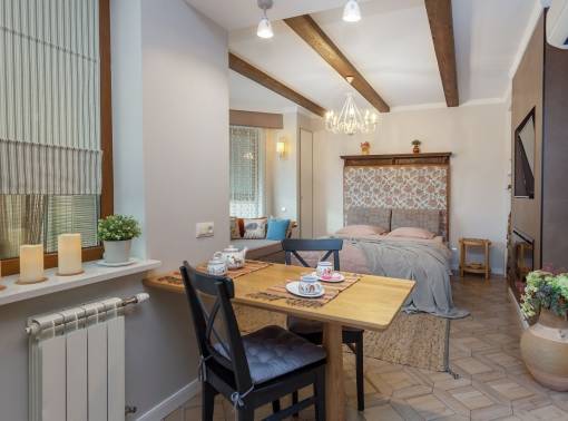 Роскошная ЭКО-студия в Минске с КАМИНОМ!   - kvartirka.by