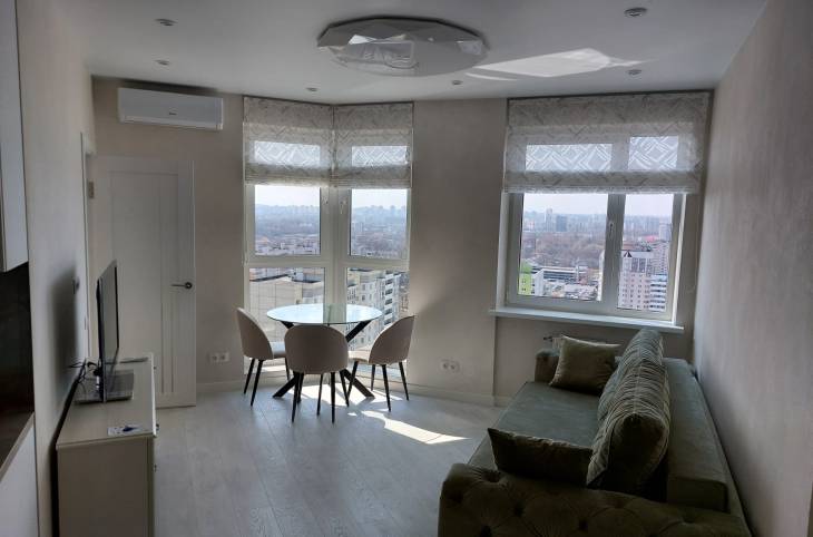 2-Комнатная квартира на ночь в  Минске,  Дзержинского пр-т., 19    изображение 1 - kvartirka.by