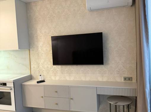 Шикарная студия у метро Грушевка! - kvartirka.by