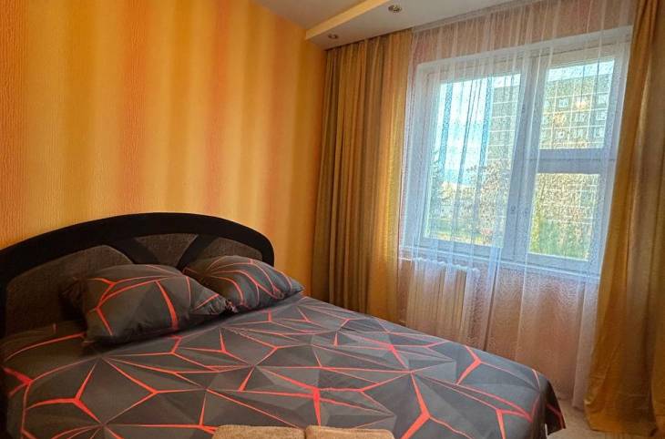 3-Комнатная квартира на сутки в  Речице,  Светлогорское шоссе, 1    изображение 2 - kvartirka.by