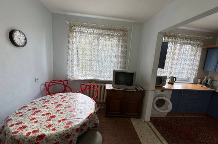 3-Комнатная квартира на сутки в  Солигорске,  Козлова ул., 5    изображение 8 - kvartirka.by