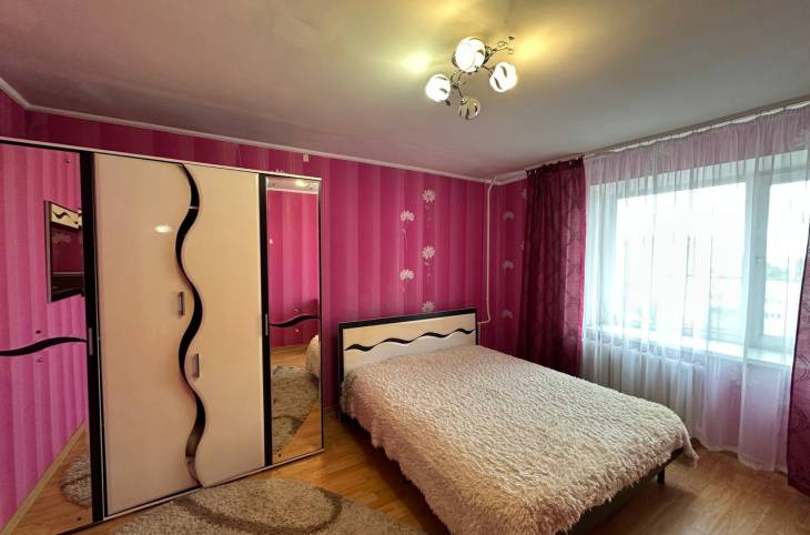 2-Комнатная квартира на сутки в  Пинске,  Черняховского ул., 17   изображение 3 - kvartirka.by