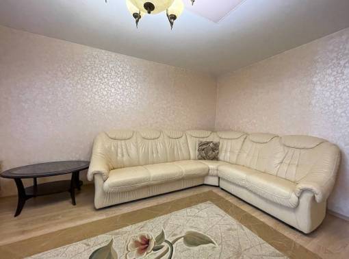 Уютная трехкомнатная квартира на сутки в Мозыре! - kvartirka.by