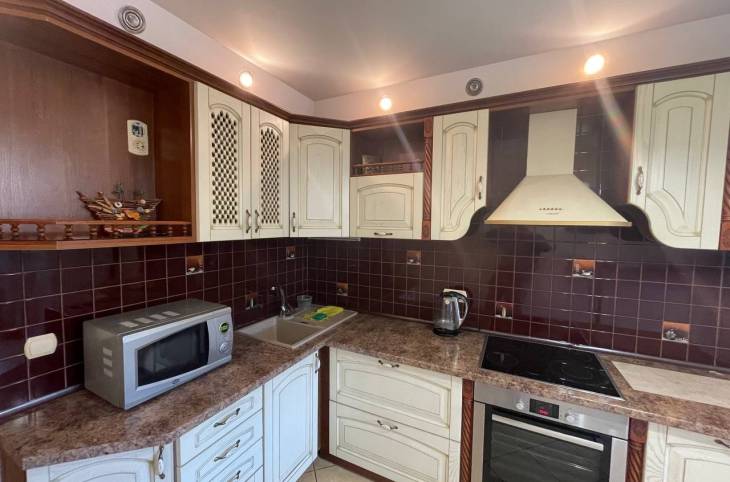 2-Комнатная квартира на сутки в  Мозыре,  Советская ул., 132    изображение 2 - kvartirka.by