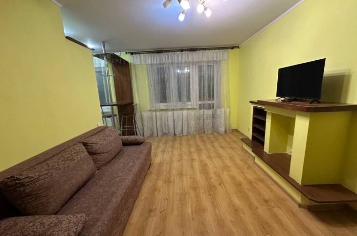 2-Комнатная квартира на сутки в  Мозыре,  Калинина ул., 78    изображение 1 - kvartirka.by