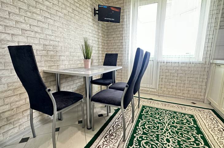 3-Комнатная квартира на сутки в  Лиде,  Тухачевского ул., 25    изображение 4 - kvartirka.by