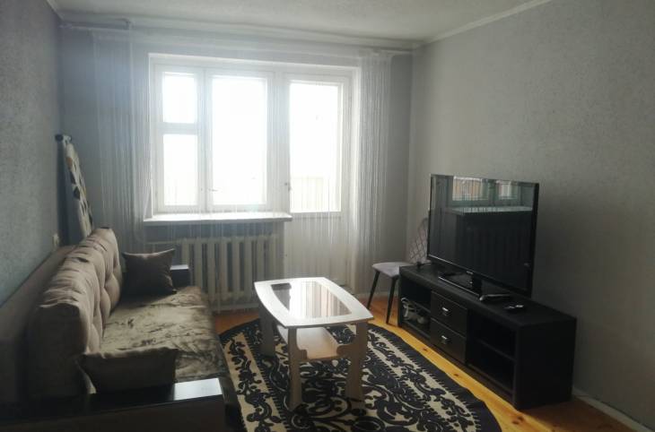 1-Комнатная квартира на сутки в  Барановичах,  Комсомольская ул., 23    изображение 1 - kvartirka.by