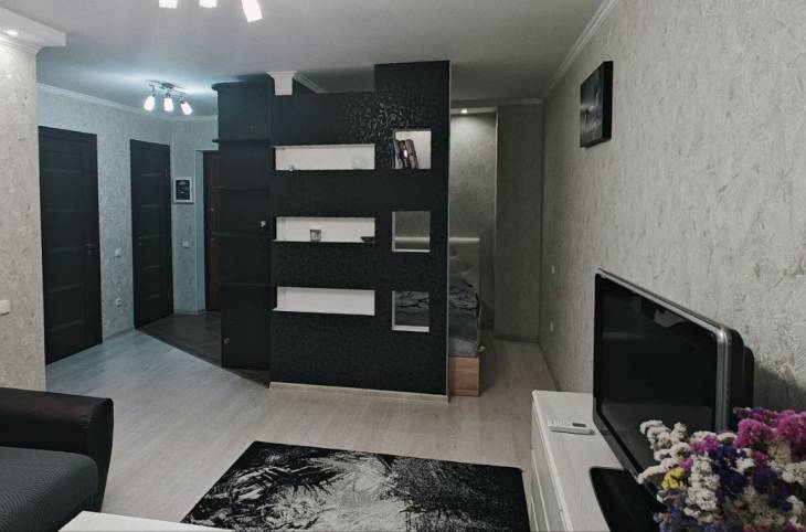 1-Комнатная квартира на сутки в  Пинске,  Первомайская ул., 55    изображение 1 - kvartirka.by