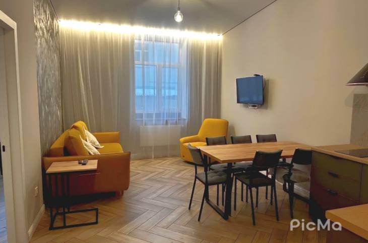 3-Комнатная квартира на сутки в  Витебске,  Шмырева ул., 42    изображение 1 - kvartirka.by