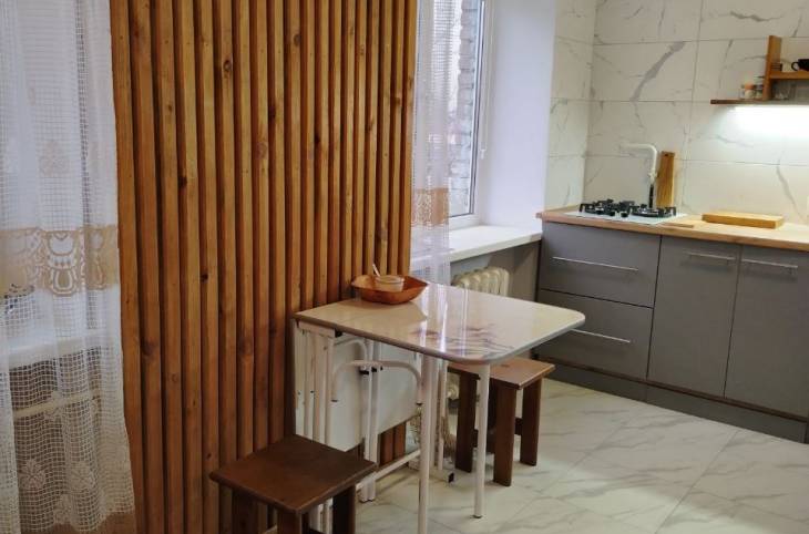 2-Комнатная квартира на сутки в  Пинске,  Иркутско-Пинской Дивизии ул., 65    изображение 1 - kvartirka.by