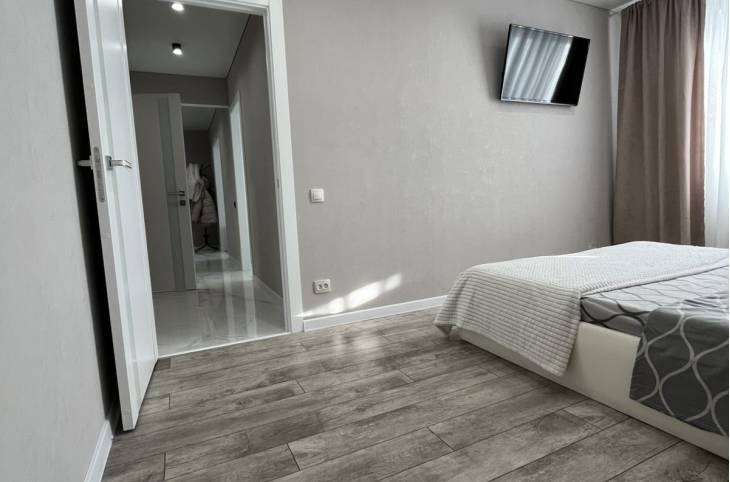 2-Комнатная квартира на сутки в  Пинске,  Первомайская ул., 189    изображение 2 - kvartirka.by