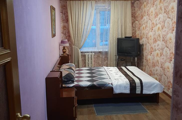 2-Комнатная квартира на час в  Гомеле,  Победы пр., 18а    изображение 1 - kvartirka.by