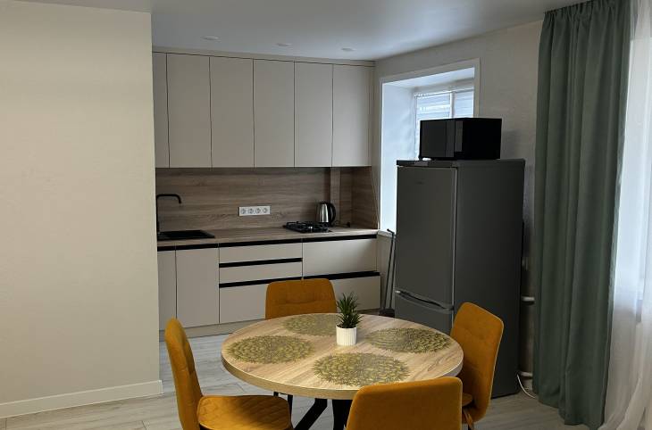 2-Комнатная квартира на сутки в  Полоцке,  Коммунистическая ул., 6    изображение 1 - kvartirka.by