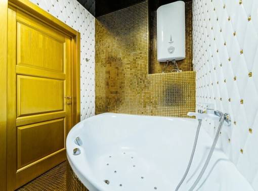 Именно эта квартира с джакузи - kvartirka.by