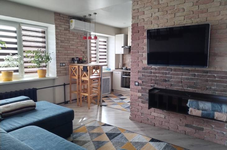 2-Комнатная квартира на сутки в  Лиде,  Советская ул., 5    изображение 1 - kvartirka.by