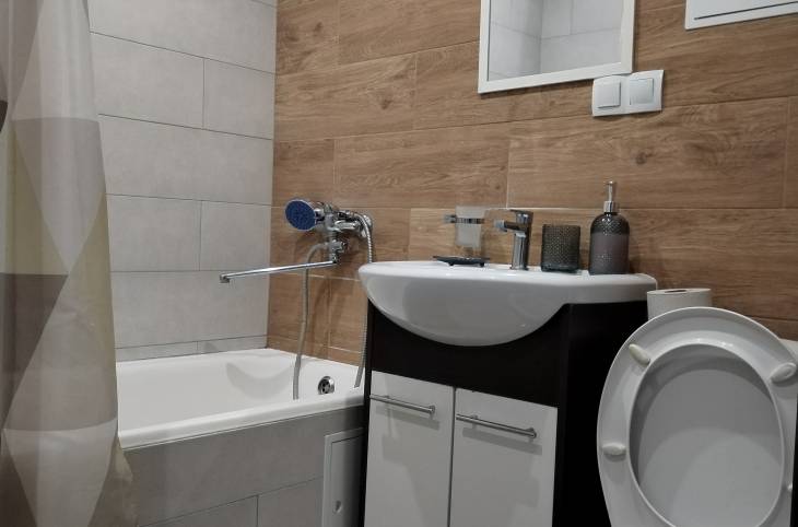 2-Комнатная квартира на сутки в  Лиде,  Советская ул., 5    изображение 15 - kvartirka.by