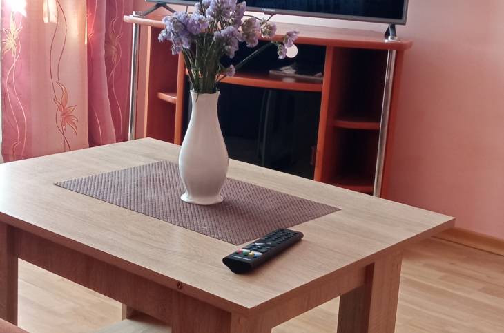 2-Комнатная квартира на сутки в  Жлобине,  1-й микрорайон, 7    изображение 2 - kvartirka.by