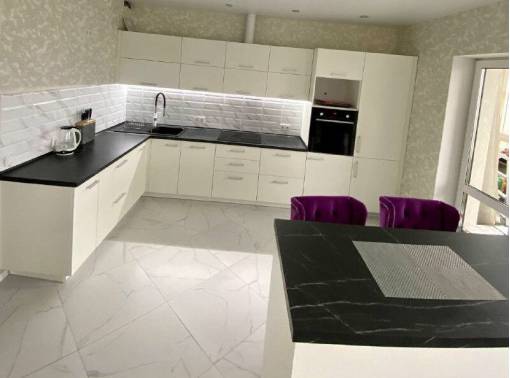 Уютная светлая 2- комнатная квартира в Минск Мир  - kvartirka.by