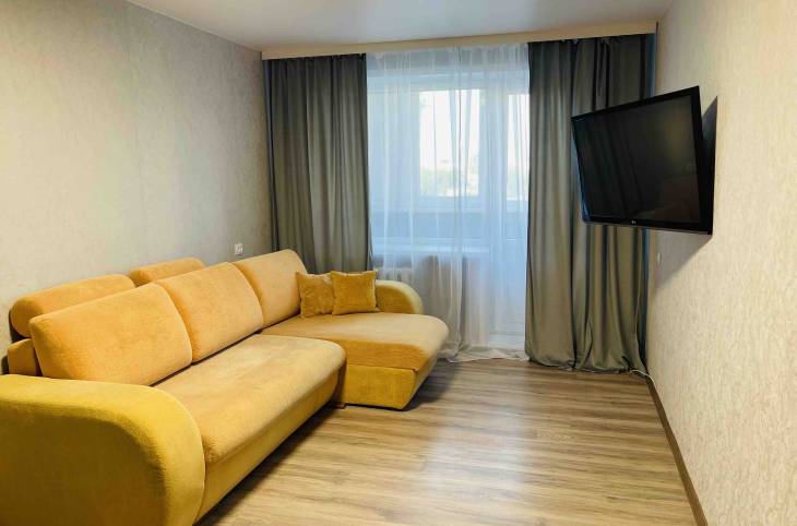 2-Комнатная квартира на сутки в  Бобруйске,  Интернациональная ул., 72    изображение 1 - kvartirka.by