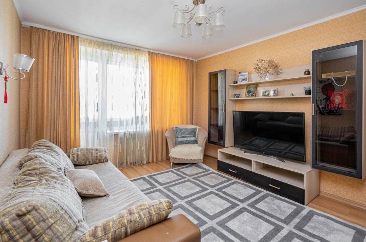 3-Комнатная квартира на сутки в  Минске,  Карла Маркса ул., 42    изображение 1 - kvartirka.by