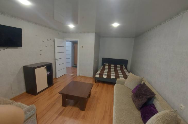 1-Комнатная квартира на сутки в  Витебске,  Локомотивная ул., 7    изображение 1 - kvartirka.by