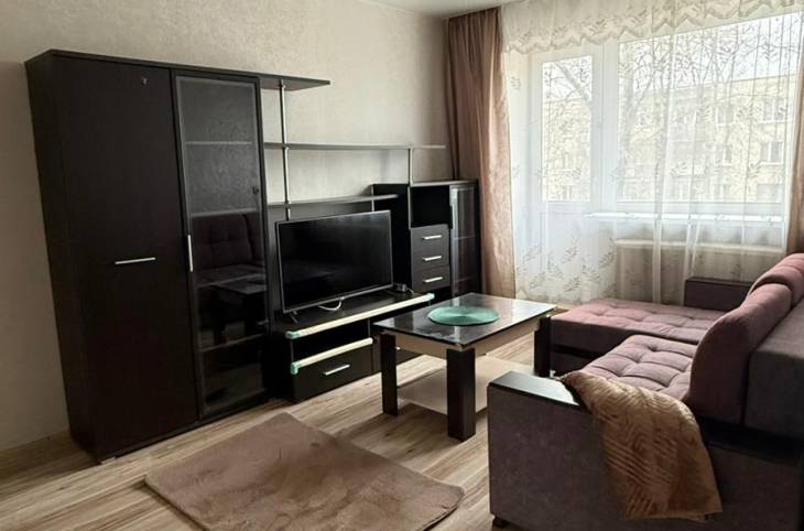 2-Комнатная квартира на сутки в  Минске,  Золотая Горка ул., 13    изображение 1 - kvartirka.by