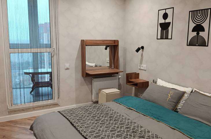 1-Комнатная квартира на сутки в  Минске,  Жореса Алферова ул., 10    изображение 1 - kvartirka.by