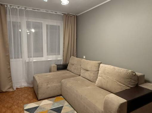 Уютная 2х комнатная квартира,возле ДанаМолл  - kvartirka.by