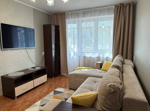 Уютная 2х комнатная квартира,возле ДанаМолл  - kvartirka.by