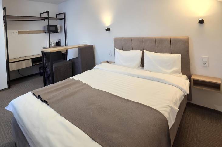 1-Комнатная квартира на сутки в  Солигорске,  Спортивная ул., 9    изображение 1 - kvartirka.by