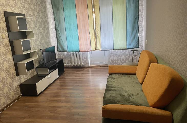 3-Комнатная квартира на сутки в  Речице,  Строителей ул., 6    изображение 1 - kvartirka.by