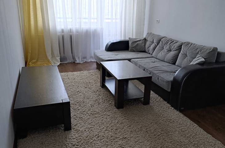 3-Комнатная квартира на сутки в  Барановичах,  50 лет ВЛКСМ ул., 8    изображение 2 - kvartirka.by