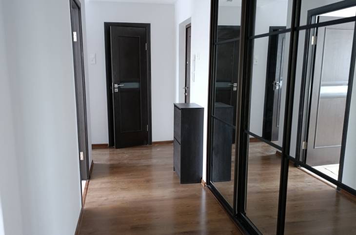 3-Комнатная квартира на сутки в  Барановичах,  50 лет ВЛКСМ ул., 8    изображение 1 - kvartirka.by