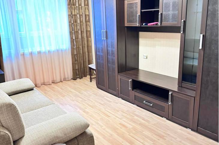 3-Комнатная квартира на сутки в  Минске,  Притыцкого ул., 54   изображение 3 - kvartirka.by