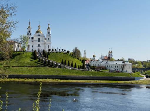Квартира с красивым видом в центре рядом с жд и автовокзалом - kvartirka.by