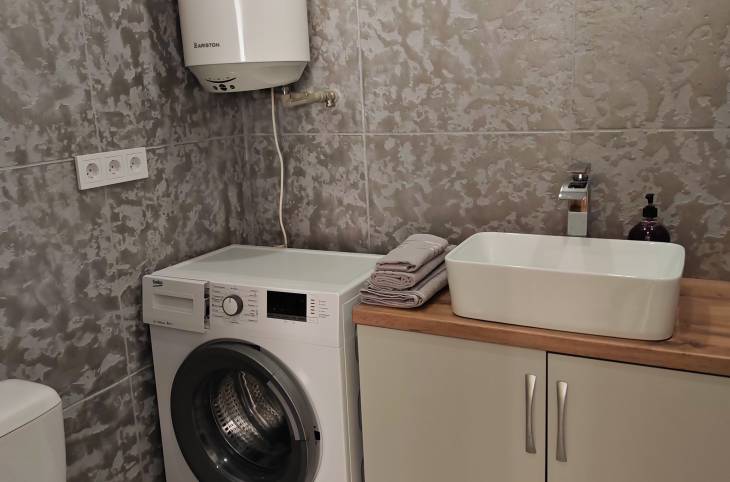 2-Комнатная квартира на сутки в  Пинске,  Кирова ул., 43    изображение 5 - kvartirka.by