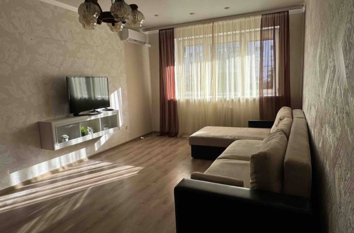 2-Комнатная квартира на сутки в  Бресте,  Космонавтов бульвар, 40    изображение 1 - kvartirka.by