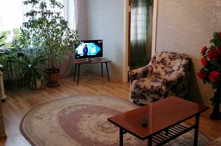 2-Комнатная квартира на сутки в  Витебске,  Космонавтов ул., 13    изображение 1 - kvartirka.by