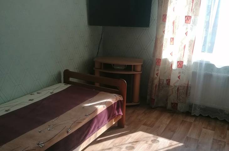 3-Комнатная квартира на сутки в  Барановичах,  Холостякова ул., 16    изображение 1 - kvartirka.by