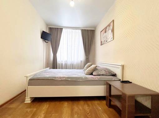 Первый дом от вокзала. 2 ЖК ТВ Смарт. Часы 50 р. - kvartirka.by