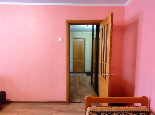 4 раздельных спальных места. Бюджетная  двушка. Аэродром - kvartirka.by