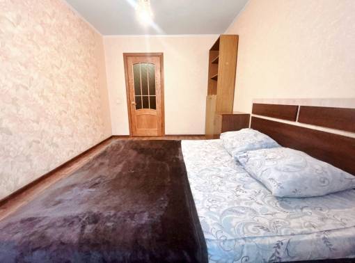 4 раздельных спальных места. Бюджетная  двушка. Аэродром - kvartirka.by