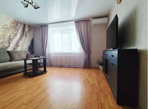 С видом из окон на центральный рынок. Кондиционер. - kvartirka.by