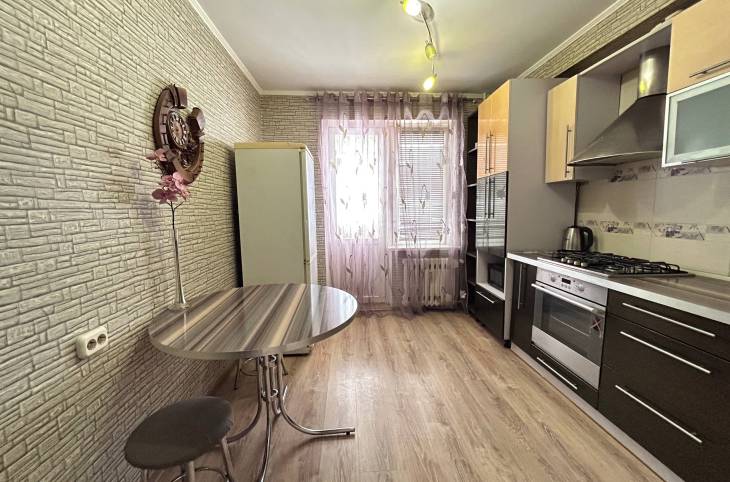 2-Комнатная квартира на сутки в  Гомеле,  Бородина Т.С. ул., 18    изображение 4 - kvartirka.by